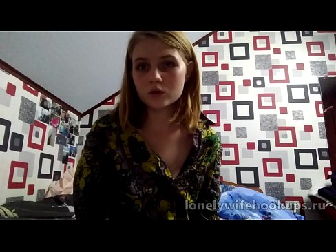 ❤️ Wophunzira wachinyamata wa blonde waku Russia amakonda matayala akulu. Kanema wamatako pa ny.special-grasser.ru ❌️